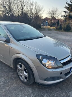 Opel Astra GTC 1.3 2007 - 2