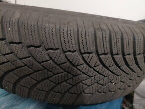 Zimné pneumatiky Bridgestone na Toyota Yaris 185/65R15 - 2