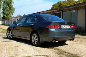 Honda Accord 2.4 i-VTEC Executive - 2