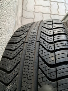 1ks celorocna Pirelli 225/55R17 - 2