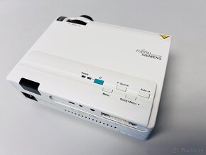 Výkonný mini projektor Fujitsu-Siemens XP80-1700ANSI lm.-top - 2