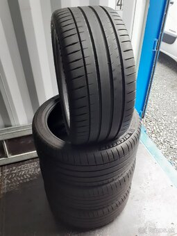 Michelin Pilot Sport 275/35R19 & 245/40R19 - 2