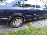 passat B5 1.6 AHL benzin plyn - 2