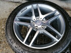 Alu sada = 5x112 =orig. MERCEDES= s pneu i bez=255/45 R19 - 2