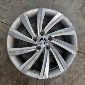 Originál ŠKODA OCTAVIA disky 5x112 R18 ET48 - 2