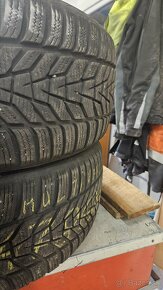 2 ks zimné pneu 235/55 R17 - 2