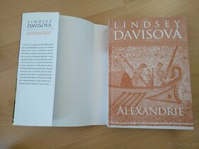 Lindsey Davisová - Alexandrie - 2