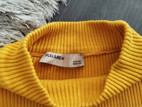 Crop top pulovrík zn. Pull&Bear - 2