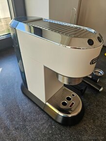 Pákový kávovar DeLonghi - 2