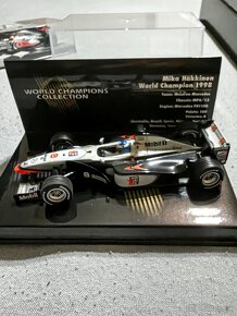 Model McLaren F1 - 2