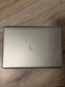 Apple MacBook Pro 2010 - 2