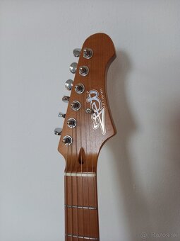 Elektricka gitara Jet 300, plus puzdro - 2