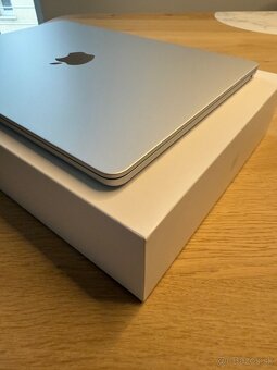 Macbook Air m2 2022 Silver - 2