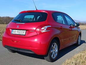 Peugeot 208, 1.2 benzín, r. 2014, STK do 04/2026 - 2