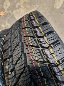 NOVÉ ZIMNÉ 185/75R16 C UNIROYAL - 2