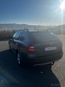 Škoda Octavia Combi 2.0 TDI 4x4 Scout - 2