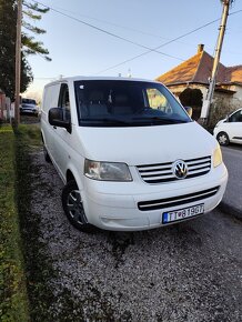 Volkswagen Transporter - 2