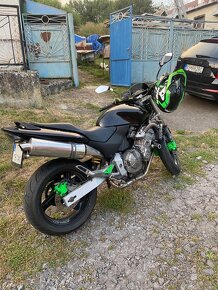 Honda Hornet - 2