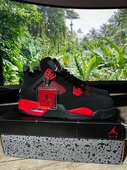 Jordan 4 Red Thunder - 2