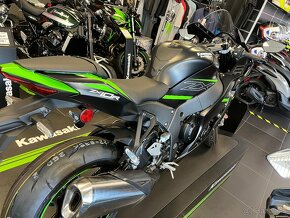 Kawasaki zx10r - 2