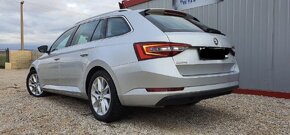 Škoda Superb 110kW šedá metalíza - 2