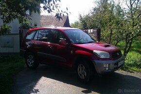 Predám TOYOTU RAV4 4x4 - 2