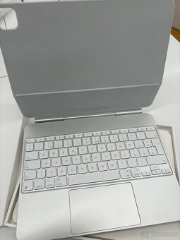 Apple magic keyboard 13, SK, rok 2024 - 2