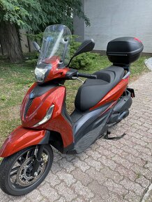 Skúter Piaggio Beverly 300 HPE - 2