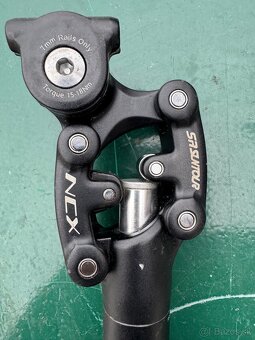 Predám Odpružená sedlovka Suntour NCX, 31,6mm - 2