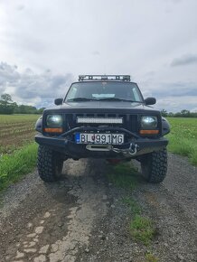 predam jeep cherokee xj2.5i benzin - 2