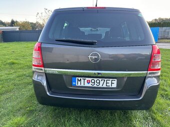 Opel zafira 1,8 benzin/plyn 175400km - 2