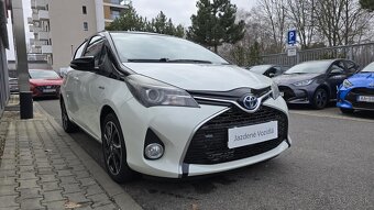 Toyota Yaris 1.5 hybrid automat Selection - 2