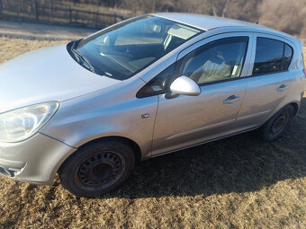 Opel corsa D 1.3 cdti - 2