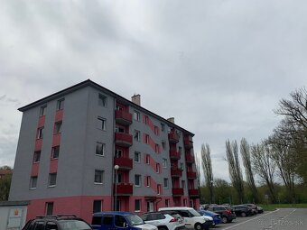 Prenájom 3 -izbového bytu vo výbornej lokalite - 2