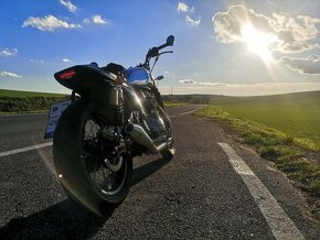 Royal Enfield Interceptor 650 - 2