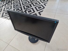 Predam monitor EIZO EV2333W - 2