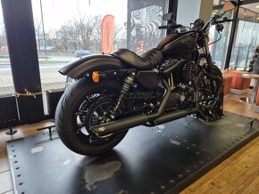 Harley-Davidson Sportster Iron 883 - 2