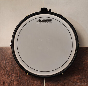 2-zónový pad ALESIS Strike Pro II - 14'' - TOP stav  - 2