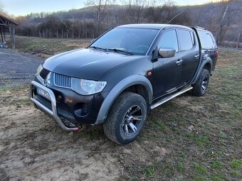 MITSUBISHI L200 DI-D 4x4 - 2