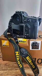 NIKON D810 + 64GB sandisk + objektiv 50mm 1.8 - 2