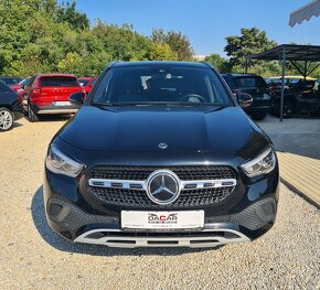 MERCEDES-BENZ GLA 200 D A/T - 2