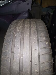 225/40 R18 Michelin - 2