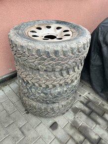 Na predaj pneu s diskami na Ladu Nivu alebo iny offroad - 2