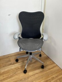 Herman Miller Mirra 2 (Butterfly) - 2