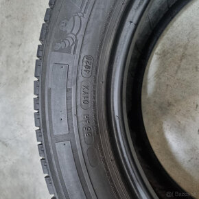 Dodávkové letné pneu 235/60 R17C MICHELIN DOT4920 - 2