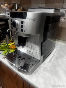 Kávovar Delonghi Magnifica S - 2