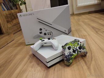 Xbox one S 1 TB - 2