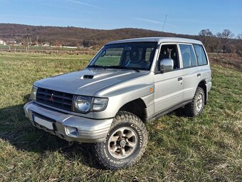 MITSUBISHI PAJERO INVITE GL 2.5TD 4x4 Model 2004 - 2