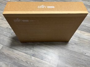 Ubiquiti USW-Pro-24 - 2