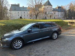 Škoda Superb 2.0 TDI DSG - 2